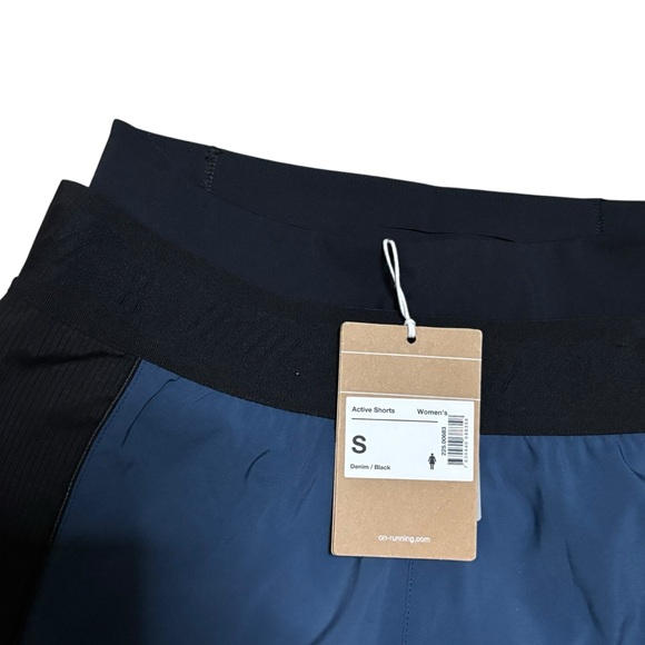 NWT On Cloud Running Active Shorts Women’s Size Small In Blue / Black - Picture 7 of 9